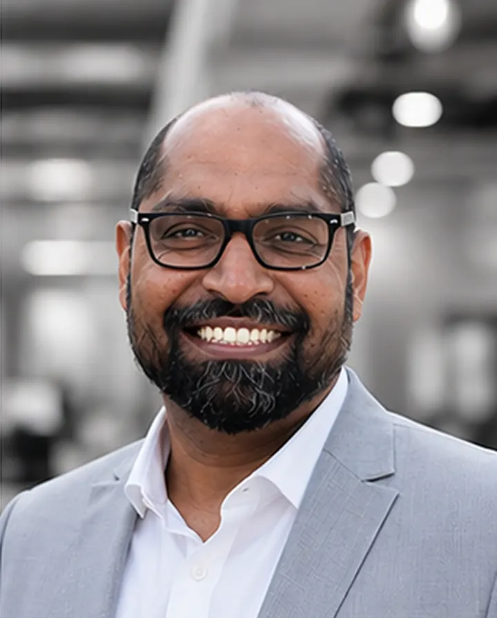 Sham Ramakrishnan, EXECUTIVE DIRECTOR, CLIENT SUCCESS GROUP